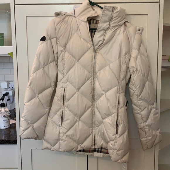 Burberry winter white coat